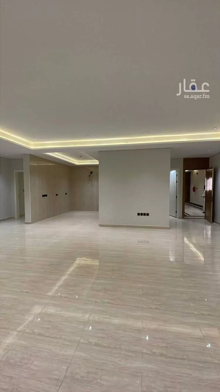 شقة للبيع في شارع عبدالله بن جعفر, حي عكاظ, مدينة الرياض, منطقة الرياض صورة 2