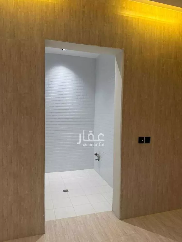 شقة للبيع في شارع عبدالله بن جعفر, حي عكاظ, مدينة الرياض, منطقة الرياض 8
