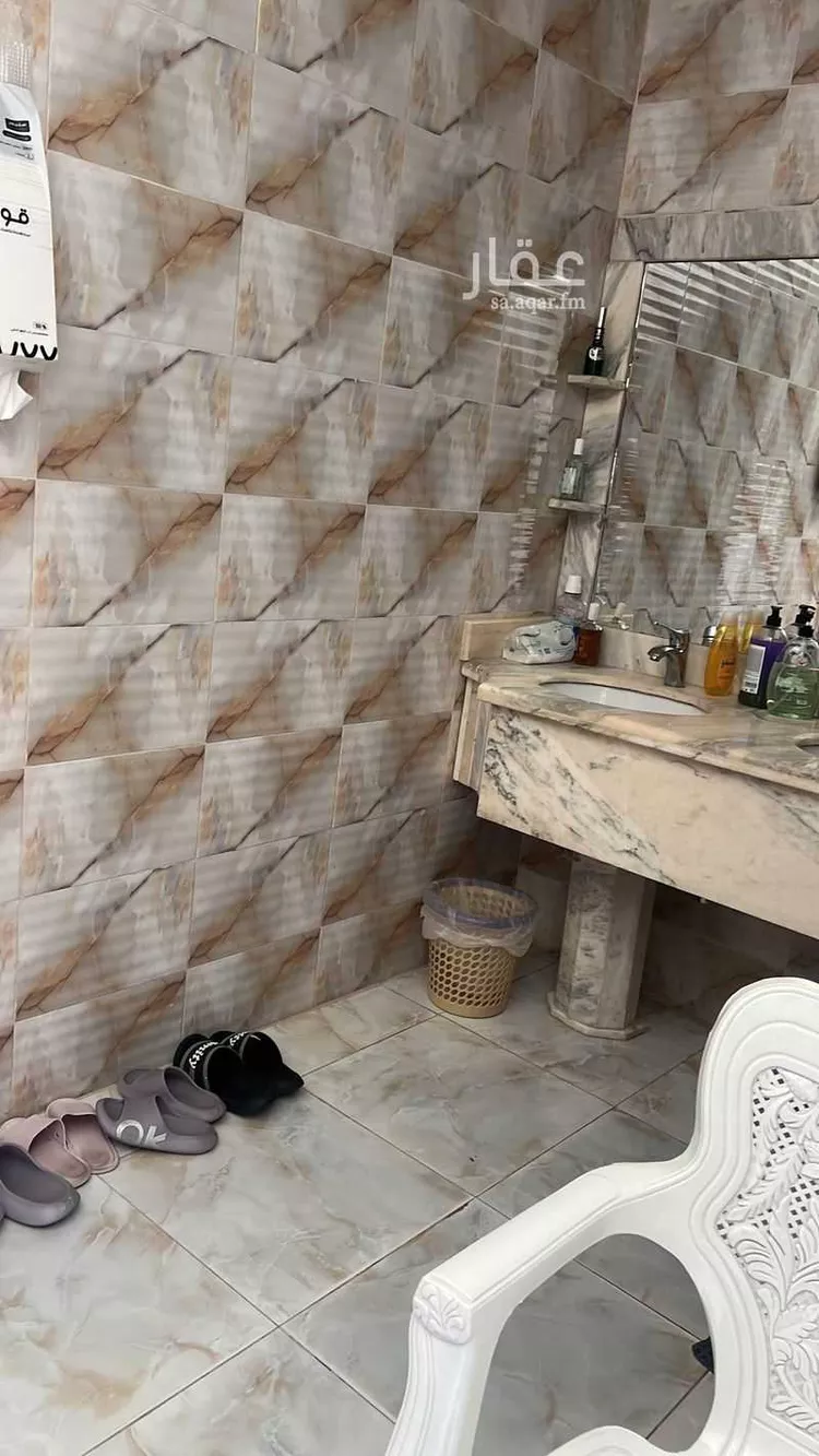 فيلا للبيع في شارع أحمد بن عبدالرحمن النحراوي, حي طويق, مدينة الرياض, منطقة الرياض 12