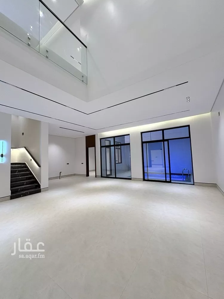 فيلا للبيع في شارع أبي الشيخ الأصبهاني, حي المهدية, مدينة الرياض, منطقة الرياض صورة 2