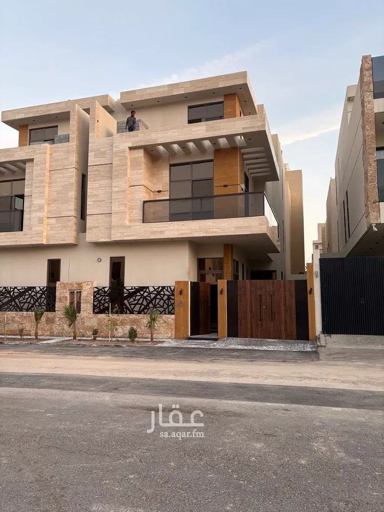 فيلا للبيع في شارع علي الجمال, حي المهدية, مدينة الرياض, منطقة الرياض صورة 2