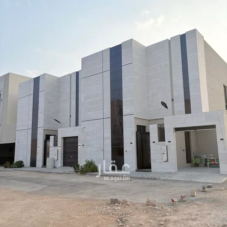 فيلا للبيع في شارع علي الجمال, حي المهدية, مدينة الرياض, منطقة الرياض صورة 4