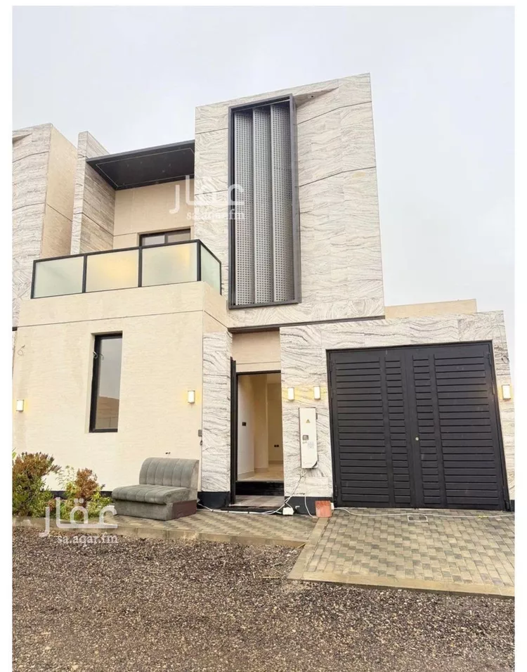 فيلا للبيع في شارع السيل الكبير, حي المهدية, مدينة الرياض, منطقة الرياض صورة 2