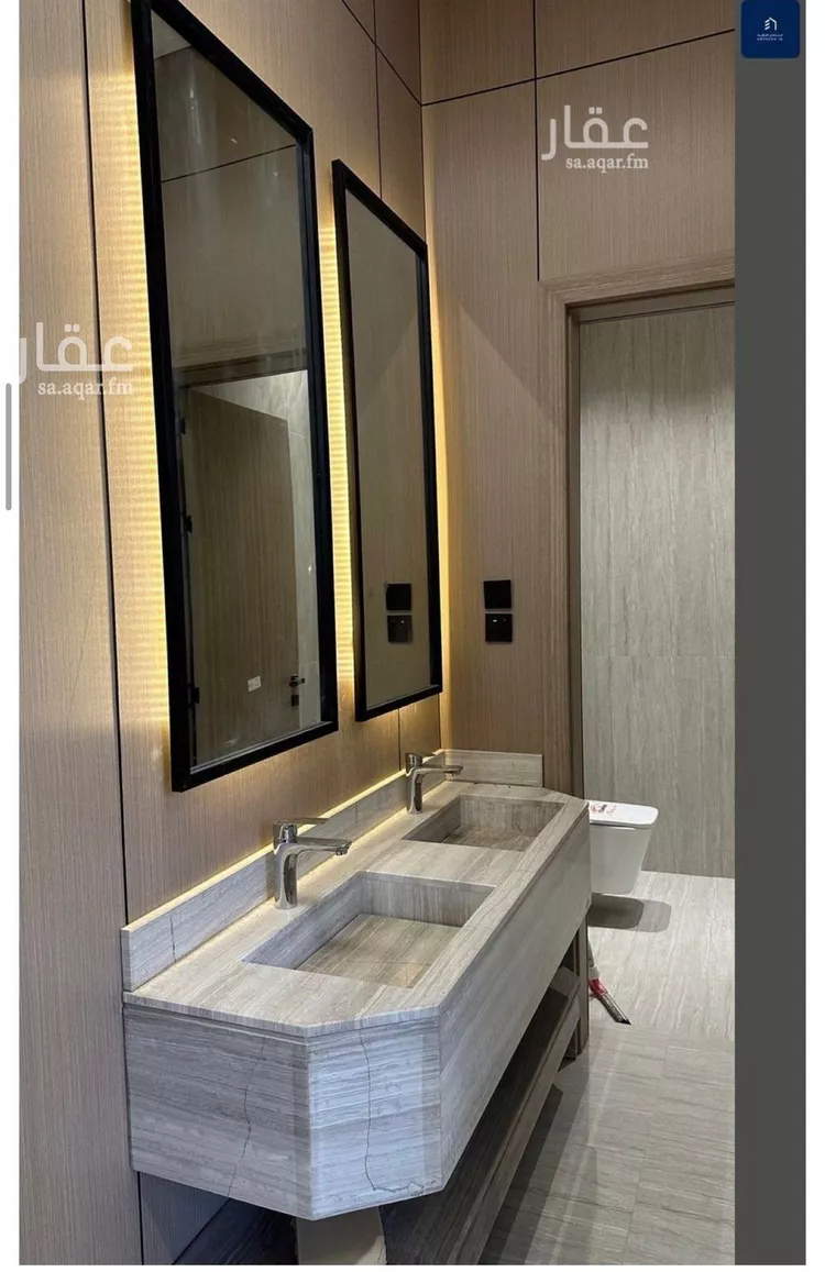 فيلا للبيع في شارع قطب الدين بن السلطان, حي المهدية, مدينة الرياض, منطقة الرياض صورة 5