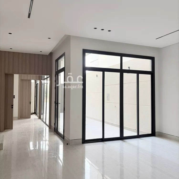 فيلا للبيع في شارع علي الجمال, حي المهدية, مدينة الرياض, منطقة الرياض صورة 3