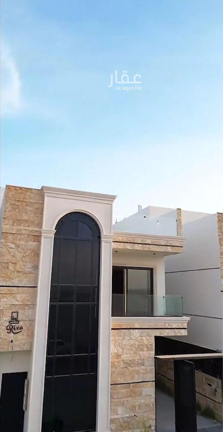 فيلا للبيع في شارع السيل الكبير, حي المهدية, مدينة الرياض, منطقة الرياض صورة 2