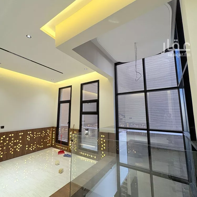 فيلا للبيع في شارع السيل الكبير, حي المهدية, مدينة الرياض, منطقة الرياض صورة 2