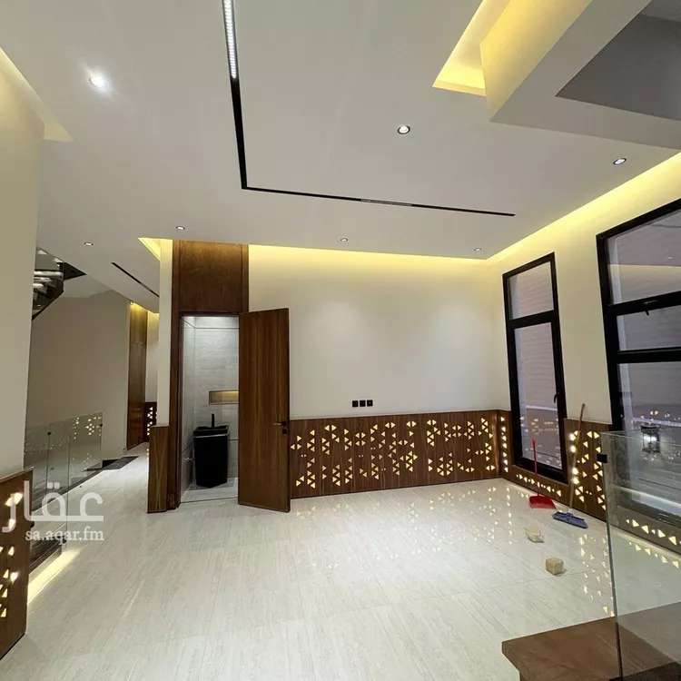 فيلا للبيع في شارع السيل الكبير, حي المهدية, مدينة الرياض, منطقة الرياض صورة 5