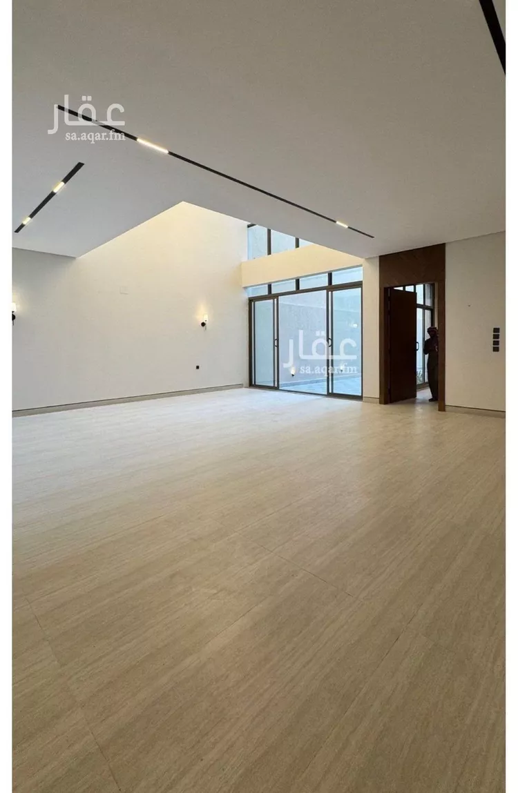 فيلا للبيع في شارع علي الجمال, حي المهدية, مدينة الرياض, منطقة الرياض صورة 2