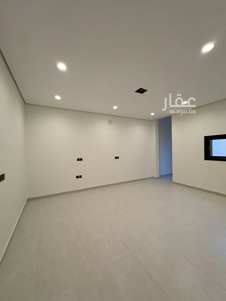 فيلا للبيع في شارع فؤاد محمد عمر توفيق, حي المهدية, مدينة الرياض, منطقة الرياض صورة 2