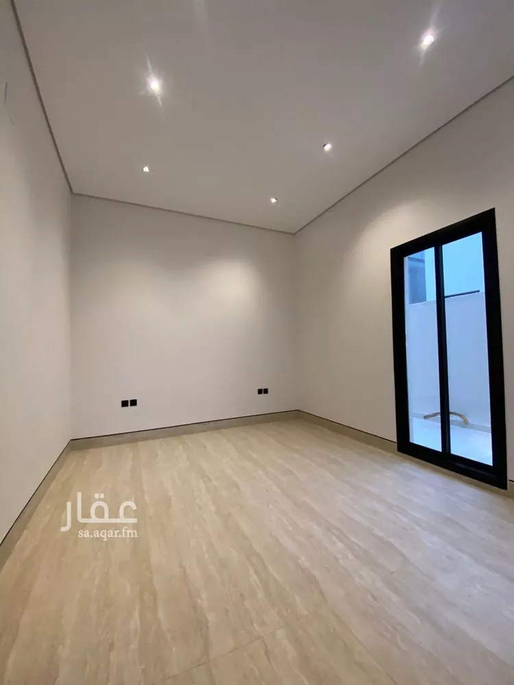 فيلا للبيع في شارع أبي العباس الصقلي, حي المهدية, مدينة الرياض, منطقة الرياض صورة 5