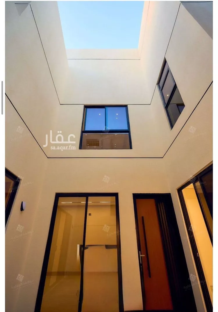 فيلا للبيع في شارع علي الجمال, حي المهدية, مدينة الرياض, منطقة الرياض صورة 3
