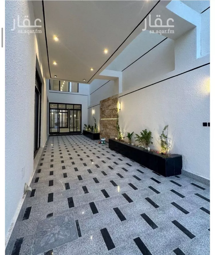 فيلا للبيع في شارع السيل الكبير, حي المهدية, مدينة الرياض, منطقة الرياض صورة 2