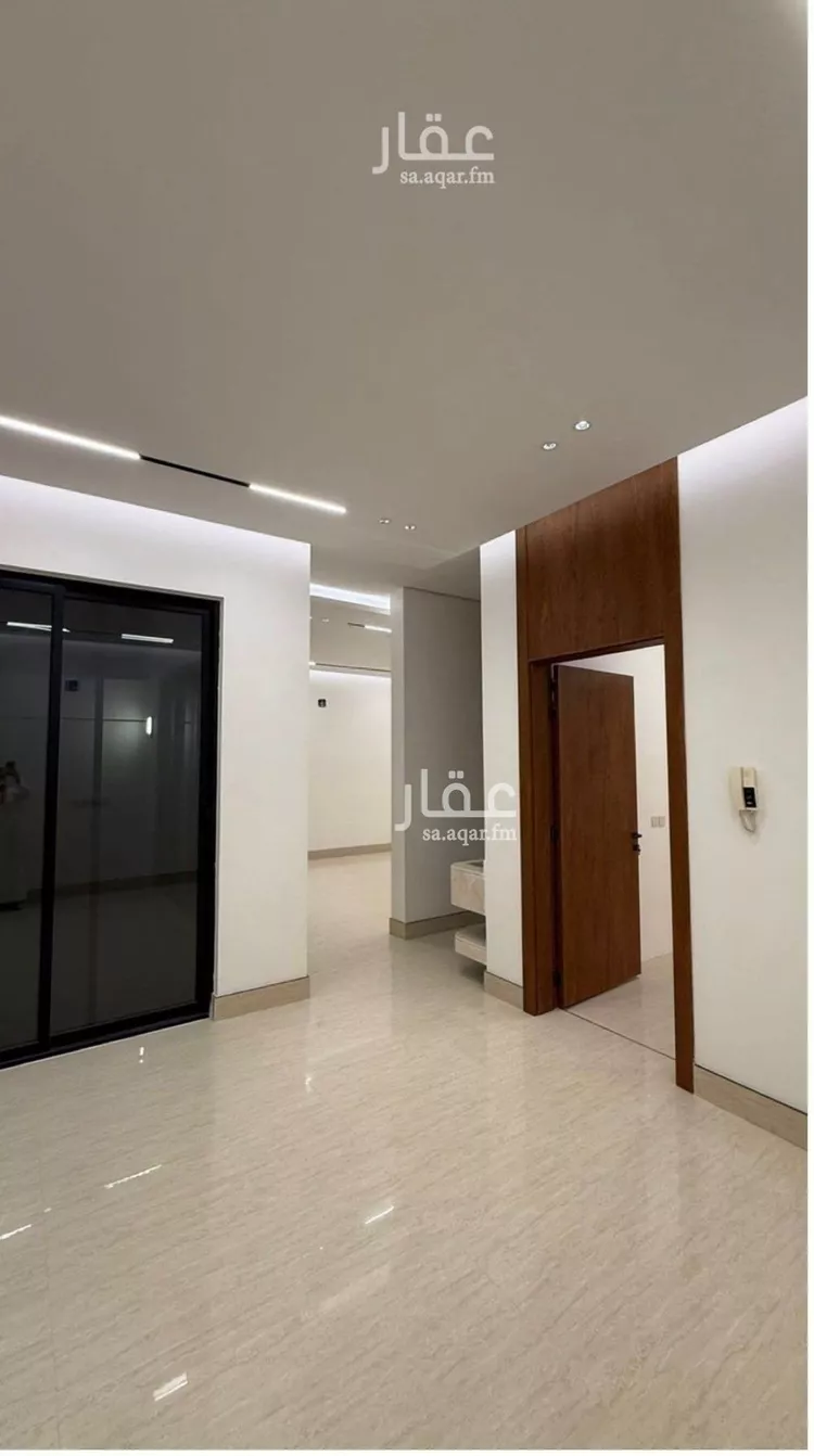 فيلا للبيع في شارع السيل الكبير, حي المهدية, مدينة الرياض, منطقة الرياض صورة 2