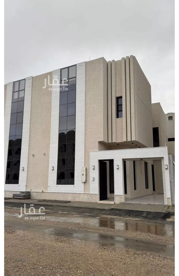 فيلا للبيع في شارع علي الجمال, حي المهدية, مدينة الرياض, منطقة الرياض صورة 2