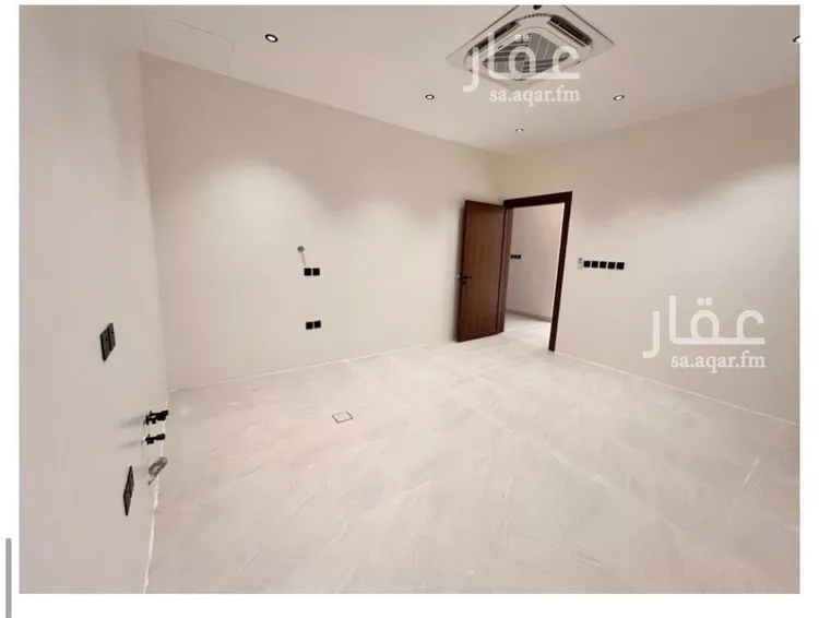 فيلا للبيع في شارع السيل الكبير, حي المهدية, مدينة الرياض, منطقة الرياض صورة 3