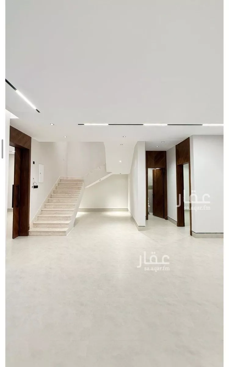 فيلا للبيع في شارع قطب الدين بن السلطان, حي المهدية, مدينة الرياض, منطقة الرياض صورة 5