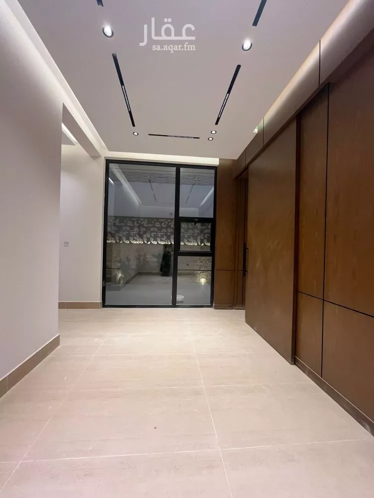 فيلا للبيع في شارع قطب الدين بن السلطان, حي المهدية, مدينة الرياض, منطقة الرياض صورة 4