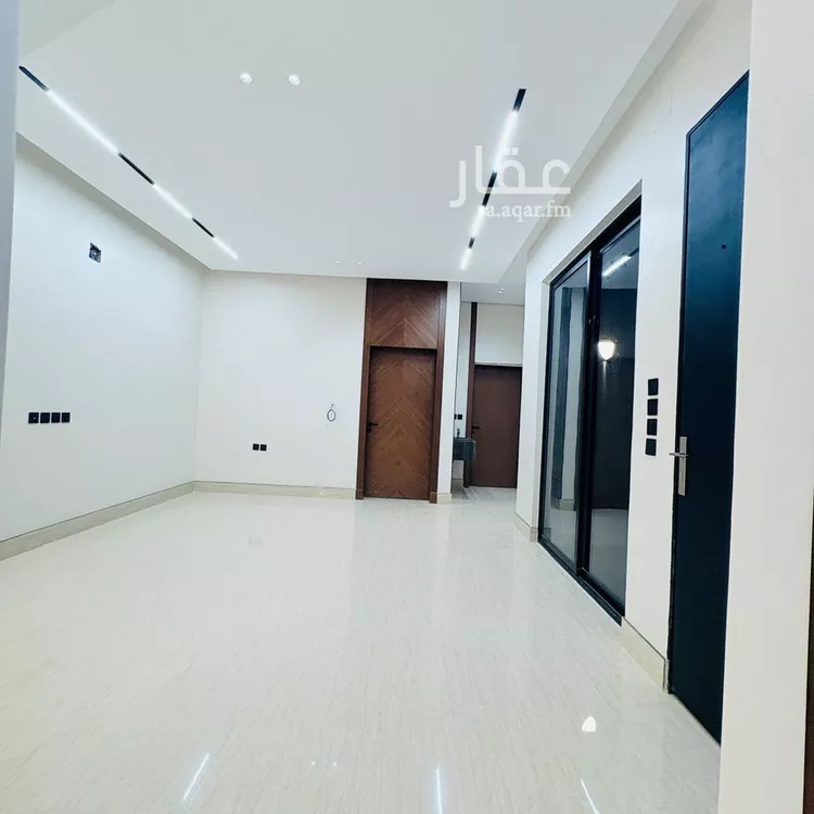 فيلا للبيع في شارع السيل الكبير, حي المهدية, مدينة الرياض, منطقة الرياض صورة 5