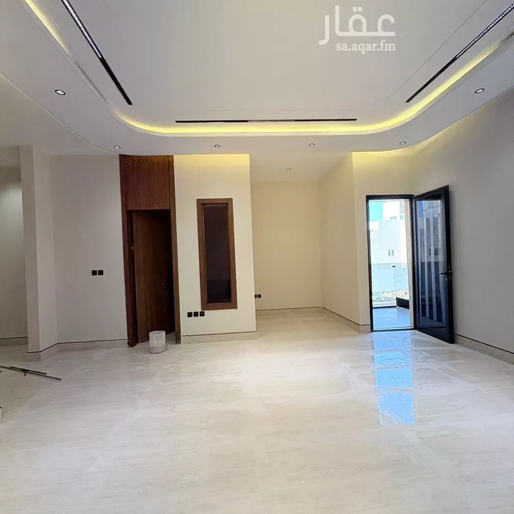 فيلا للبيع في شارع قطب الدين بن السلطان, حي المهدية, مدينة الرياض, منطقة الرياض صورة 5