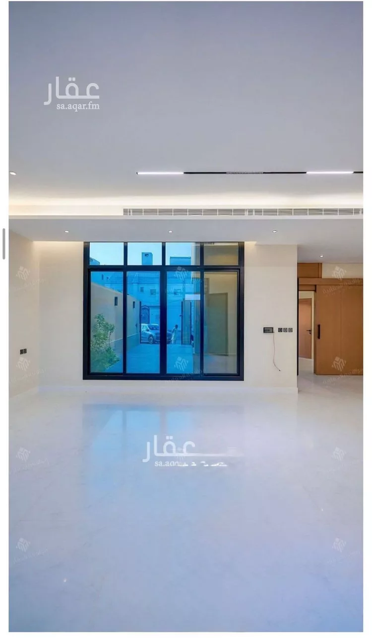 فيلا للبيع في شارع السيل الكبير, حي المهدية, مدينة الرياض, منطقة الرياض صورة 2