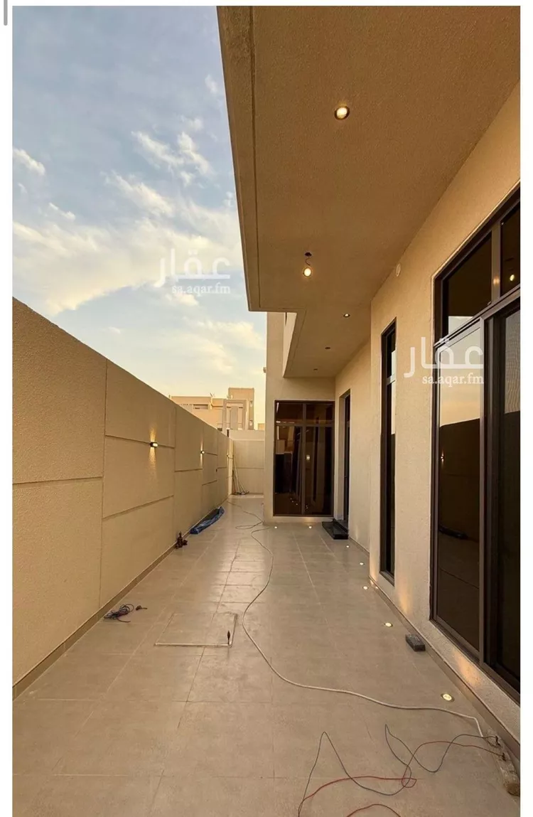 فيلا للبيع في شارع السيل الكبير, حي المهدية, مدينة الرياض, منطقة الرياض صورة 2