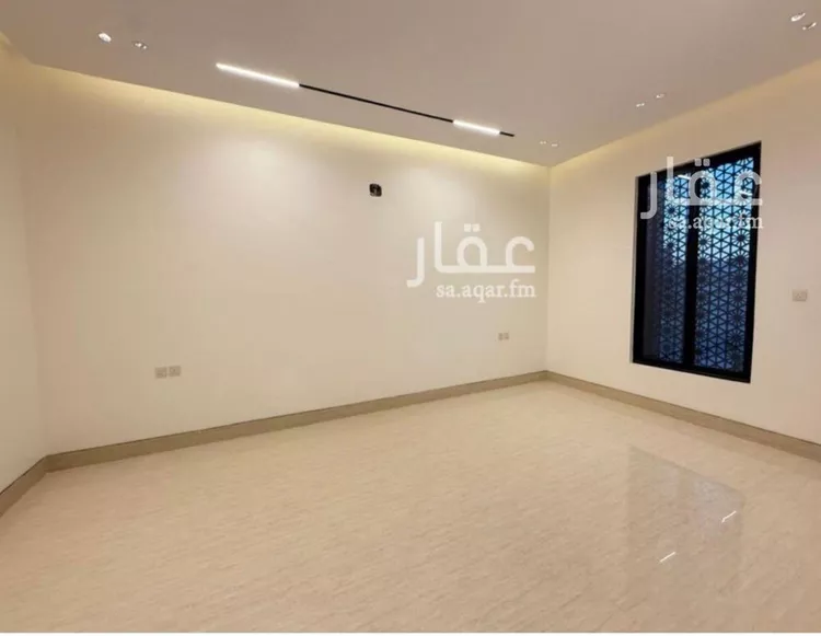 فيلا للبيع في شارع السيل الكبير, حي المهدية, مدينة الرياض, منطقة الرياض صورة 2