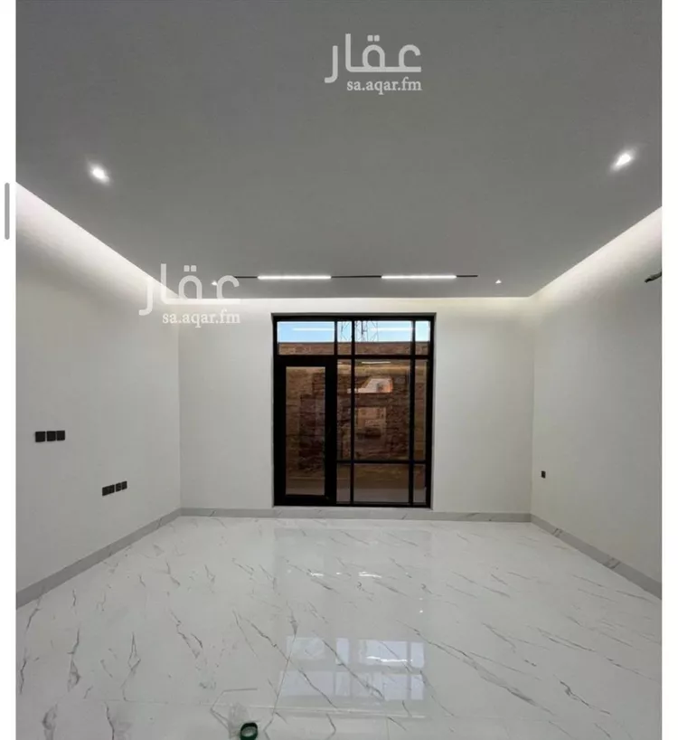 فيلا للبيع في شارع السيل الكبير, حي المهدية, مدينة الرياض, منطقة الرياض صورة 2