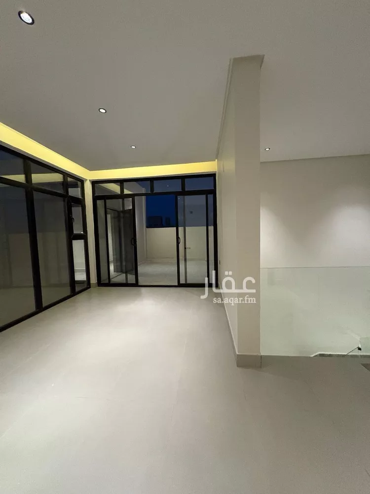 فيلا للبيع في شارع السيل الكبير, حي المهدية, مدينة الرياض, منطقة الرياض صورة 4