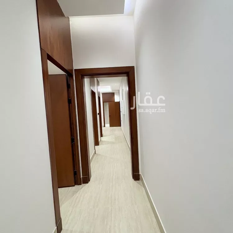 شقة للبيع في شارع عبداللطيف بن المبارك, حي المهدية, مدينة الرياض, منطقة الرياض صورة 3