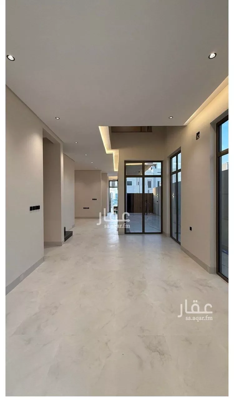 فيلا للبيع في شارع السيل الكبير, حي المهدية, مدينة الرياض, منطقة الرياض صورة 2