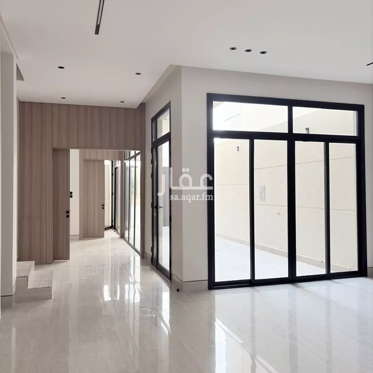 فيلا للبيع في شارع علي الجمال, حي المهدية, مدينة الرياض, منطقة الرياض صورة 2