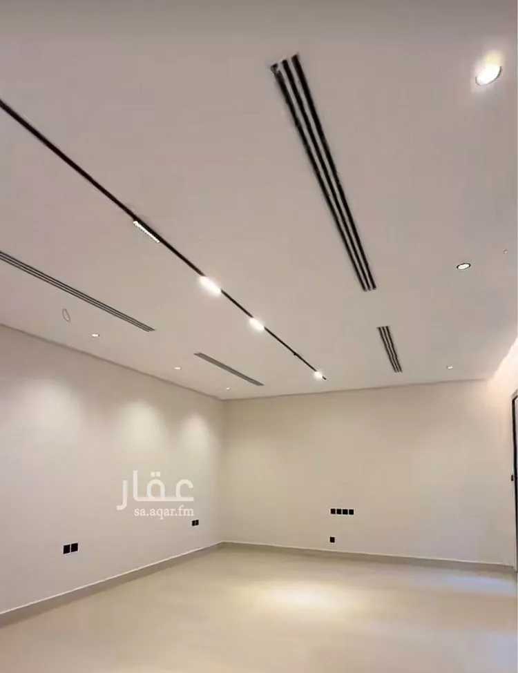 فيلا للبيع في شارع أبي الشيخ الأصبهاني, حي المهدية, مدينة الرياض, منطقة الرياض صورة 5