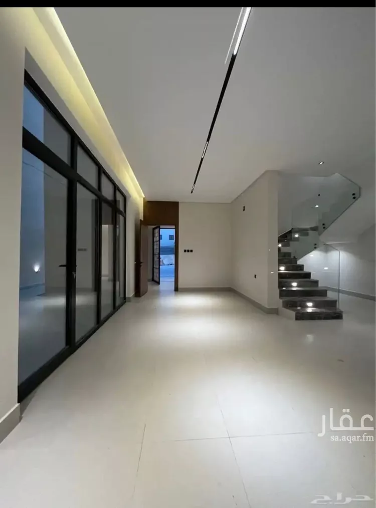 فيلا للبيع في شارع السيل الكبير, حي المهدية, مدينة الرياض, منطقة الرياض صورة 2