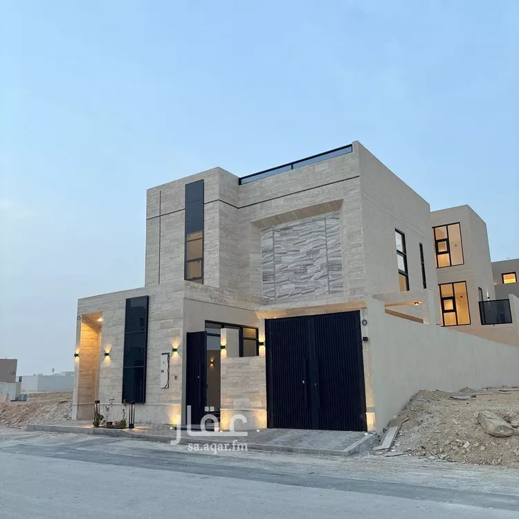 فيلا للبيع في شارع قطب الدين بن السلطان, حي المهدية, مدينة الرياض, منطقة الرياض صورة 2