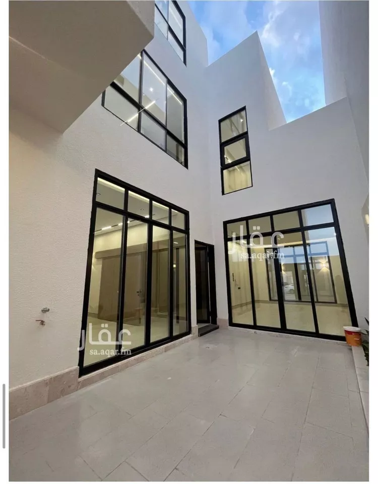 فيلا للبيع في شارع السيل الكبير, حي المهدية, مدينة الرياض, منطقة الرياض صورة 5