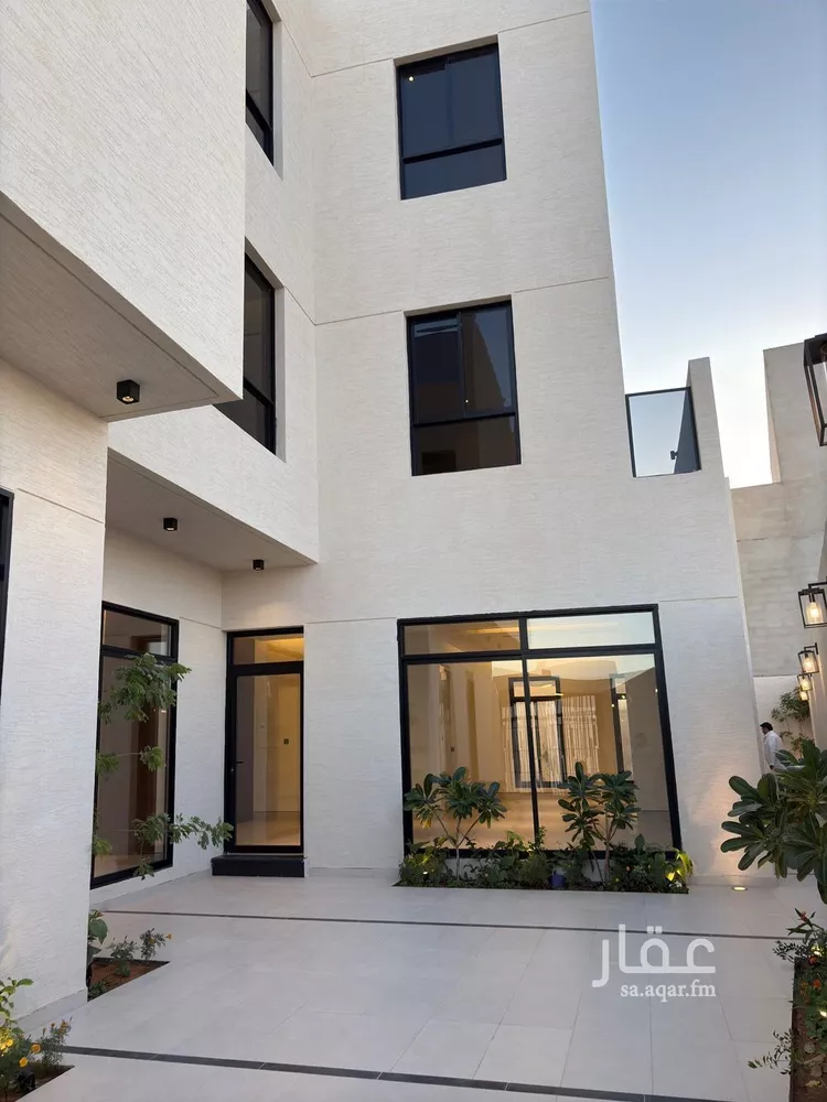 فيلا للبيع في شارع أبي العباس الصقلي, حي المهدية, مدينة الرياض, منطقة الرياض صورة 5