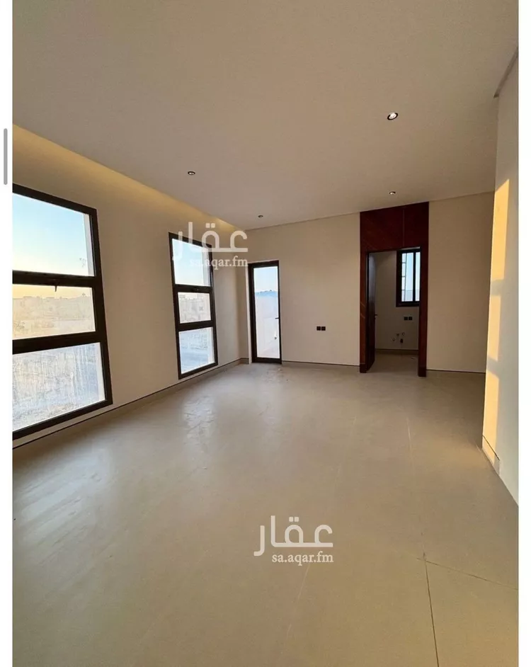 فيلا للبيع في شارع السيل الكبير, حي المهدية, مدينة الرياض, منطقة الرياض صورة 2