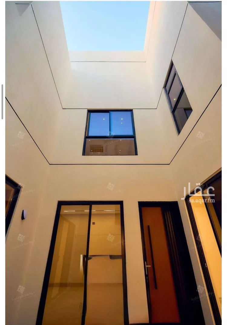 فيلا للبيع في شارع علي الجمال, حي المهدية, مدينة الرياض, منطقة الرياض صورة 3