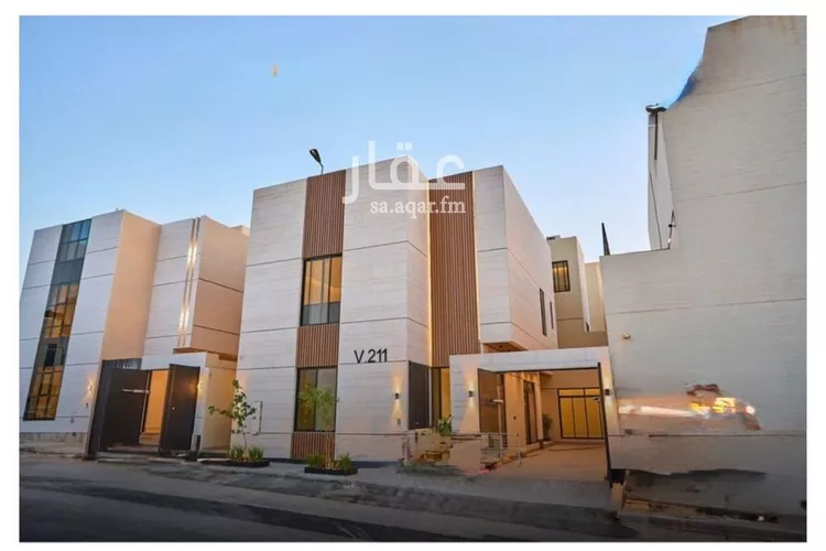 فيلا للبيع في شارع السيل الكبير, حي المهدية, مدينة الرياض, منطقة الرياض صورة 2
