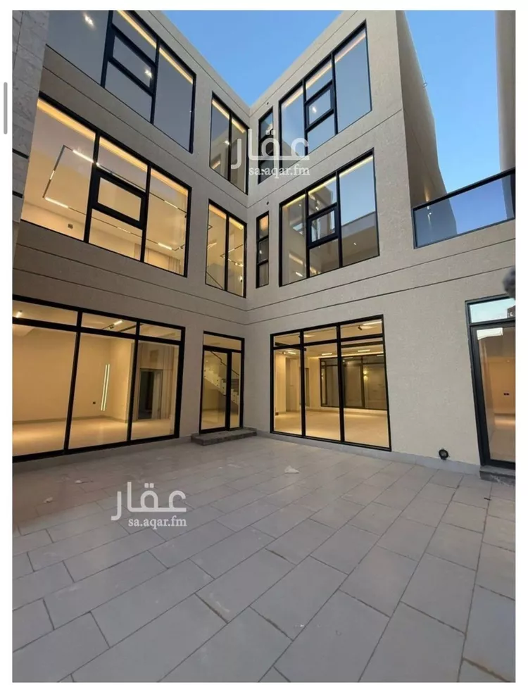 فيلا للبيع في شارع السيل الكبير, حي المهدية, مدينة الرياض, منطقة الرياض صورة 2