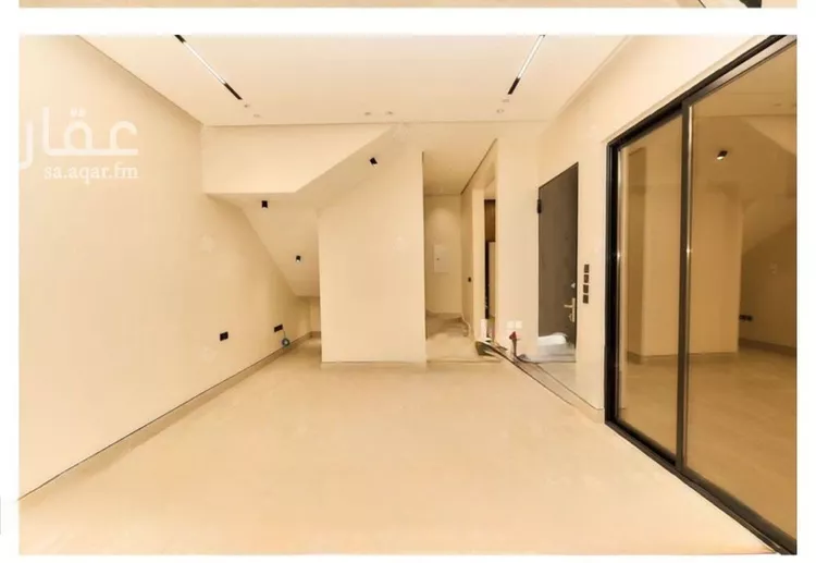 فيلا للبيع في شارع علي الجمال, حي المهدية, مدينة الرياض, منطقة الرياض صورة 2