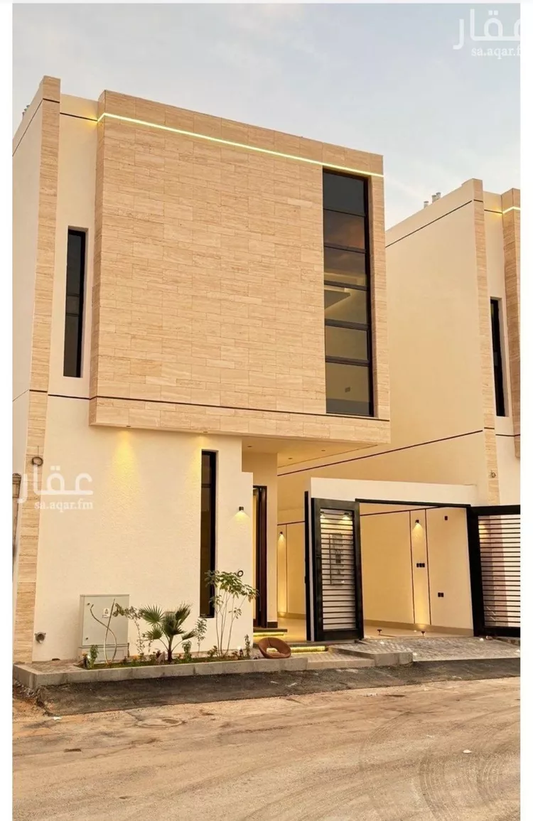 فيلا للبيع في شارع قطب الدين بن السلطان, حي المهدية, مدينة الرياض, منطقة الرياض صورة 2