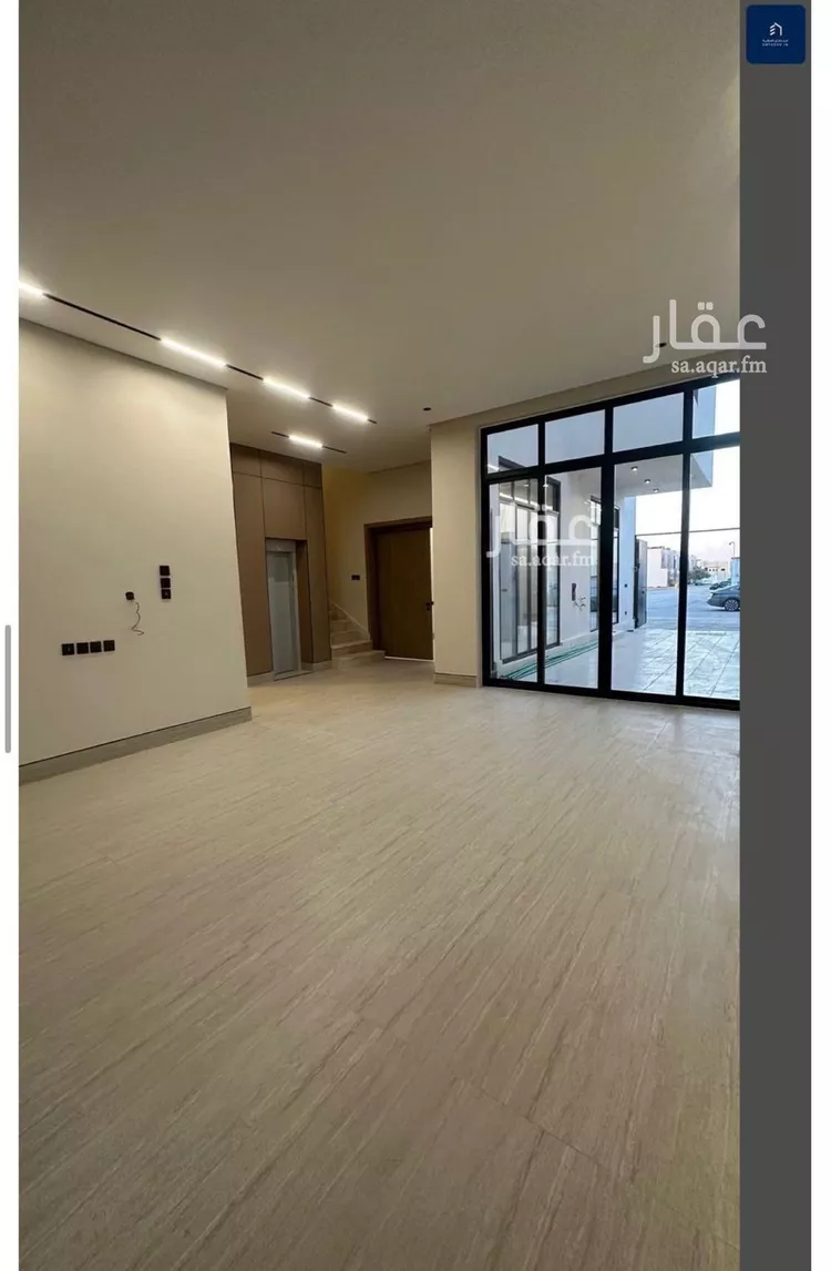 فيلا للبيع في شارع السيل الكبير, حي المهدية, مدينة الرياض, منطقة الرياض صورة 2