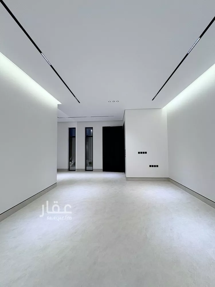 فيلا للبيع في شارع أبي الشيخ الأصبهاني, حي المهدية, مدينة الرياض, منطقة الرياض صورة 4