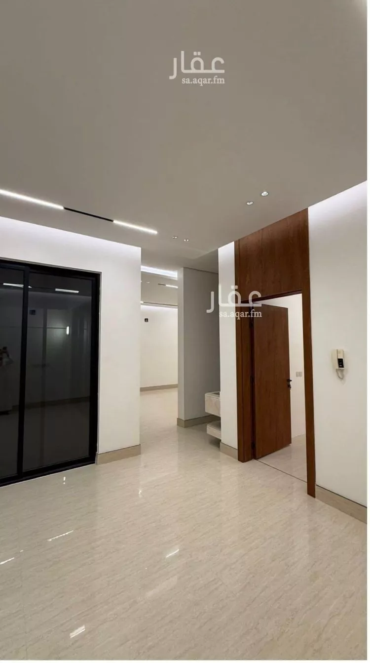 فيلا للبيع في شارع السيل الكبير, حي المهدية, مدينة الرياض, منطقة الرياض صورة 3