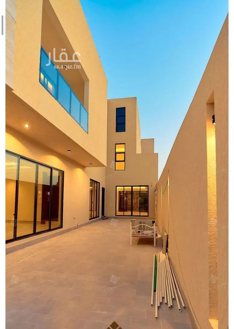 فيلا للبيع في شارع أبي الشيخ الأصبهاني, حي المهدية, مدينة الرياض, منطقة الرياض صورة 2