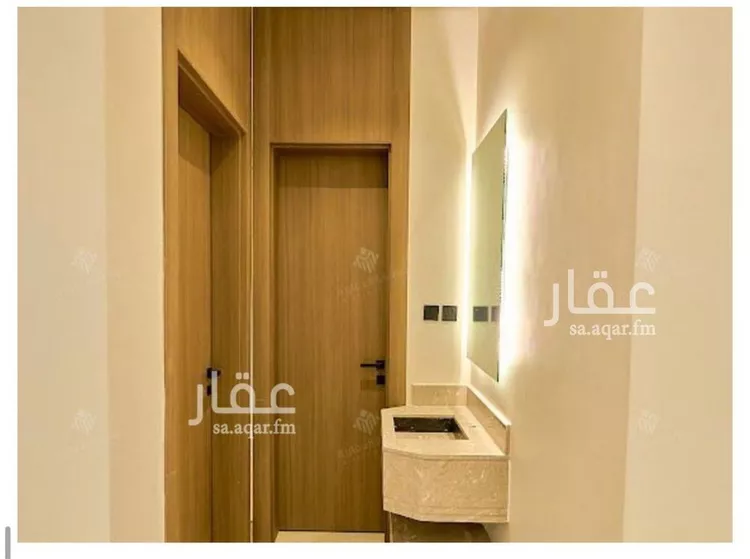 فيلا للبيع في شارع السيل الكبير, حي المهدية, مدينة الرياض, منطقة الرياض صورة 2