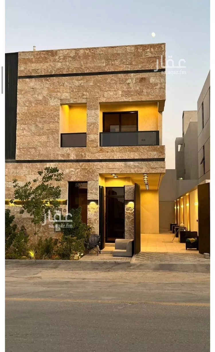 فيلا للبيع في شارع قطب الدين بن السلطان, حي المهدية, مدينة الرياض, منطقة الرياض صورة 2