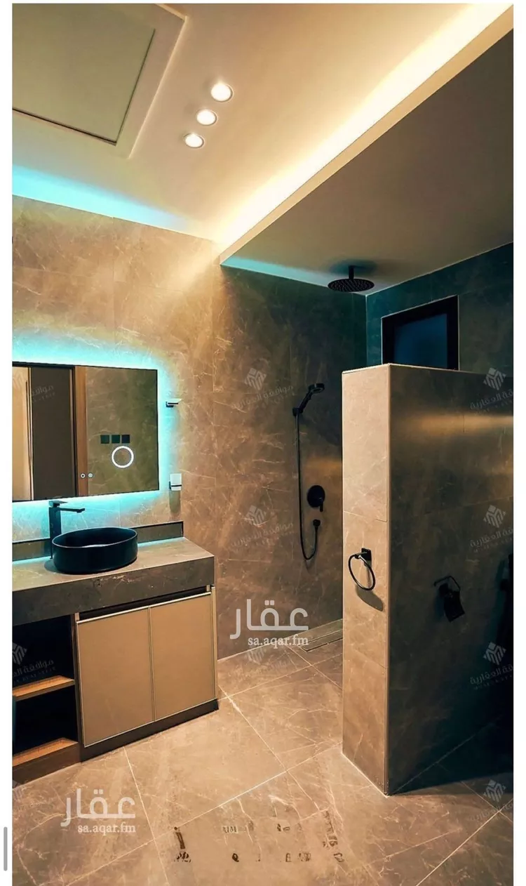 فيلا للبيع في شارع السيل الكبير, حي المهدية, مدينة الرياض, منطقة الرياض صورة 3